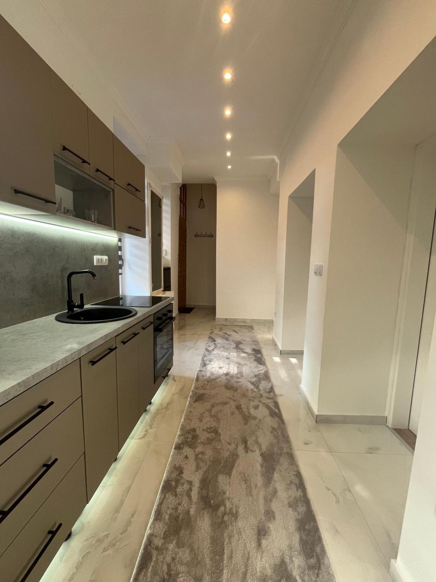 Sarajevo Luxury Apartment - 50 M From Old Sarajevo Clock Tower Екстер'єр фото